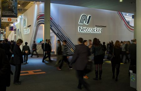 Mobile World Madness Mobile World Madness