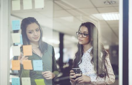 Virtualization's Promise of Agility is Unreachable Without IT and Network Collaboration Virtualization's Promise of Agility is Unreachable Without IT and Network Collaboration