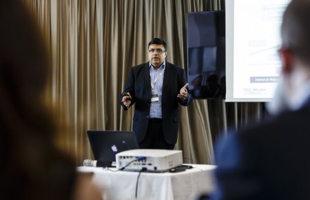 AVP: A Better Way to Embrace SDN/NFV AVP: A Better Way to Embrace SDN/NFV